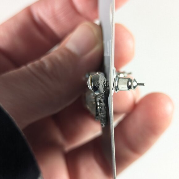 NWT glitzy dangle earrings by Laura for pierced ears - Picture 5 of 5